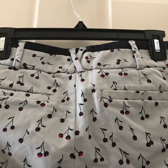 EUC ANTHROPOLOGIE CARTONNIER CHERRY PRINT PANTS 🍒 - Picture 8 of 8